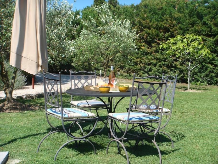 L'Olivier Apartment Grignan Luaran gambar