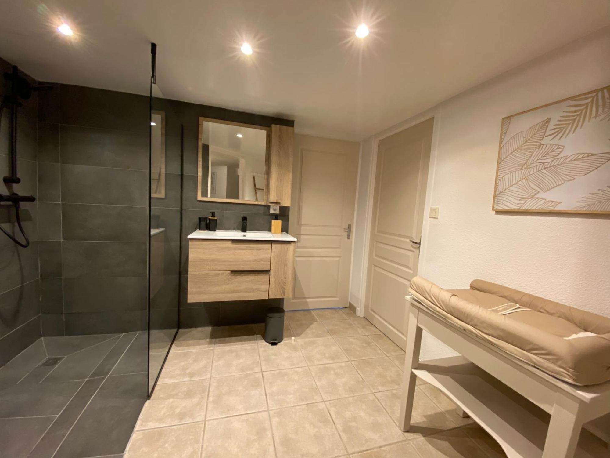 L'Olivier Apartment Grignan Luaran gambar